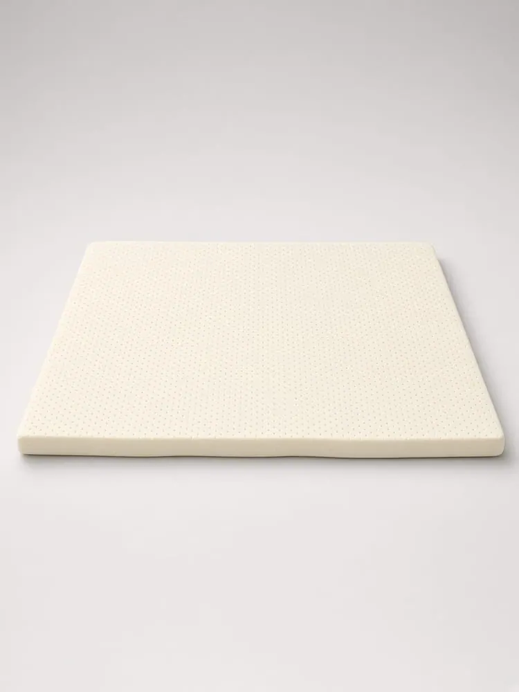 Studio product view of Lakewood Latex Topper